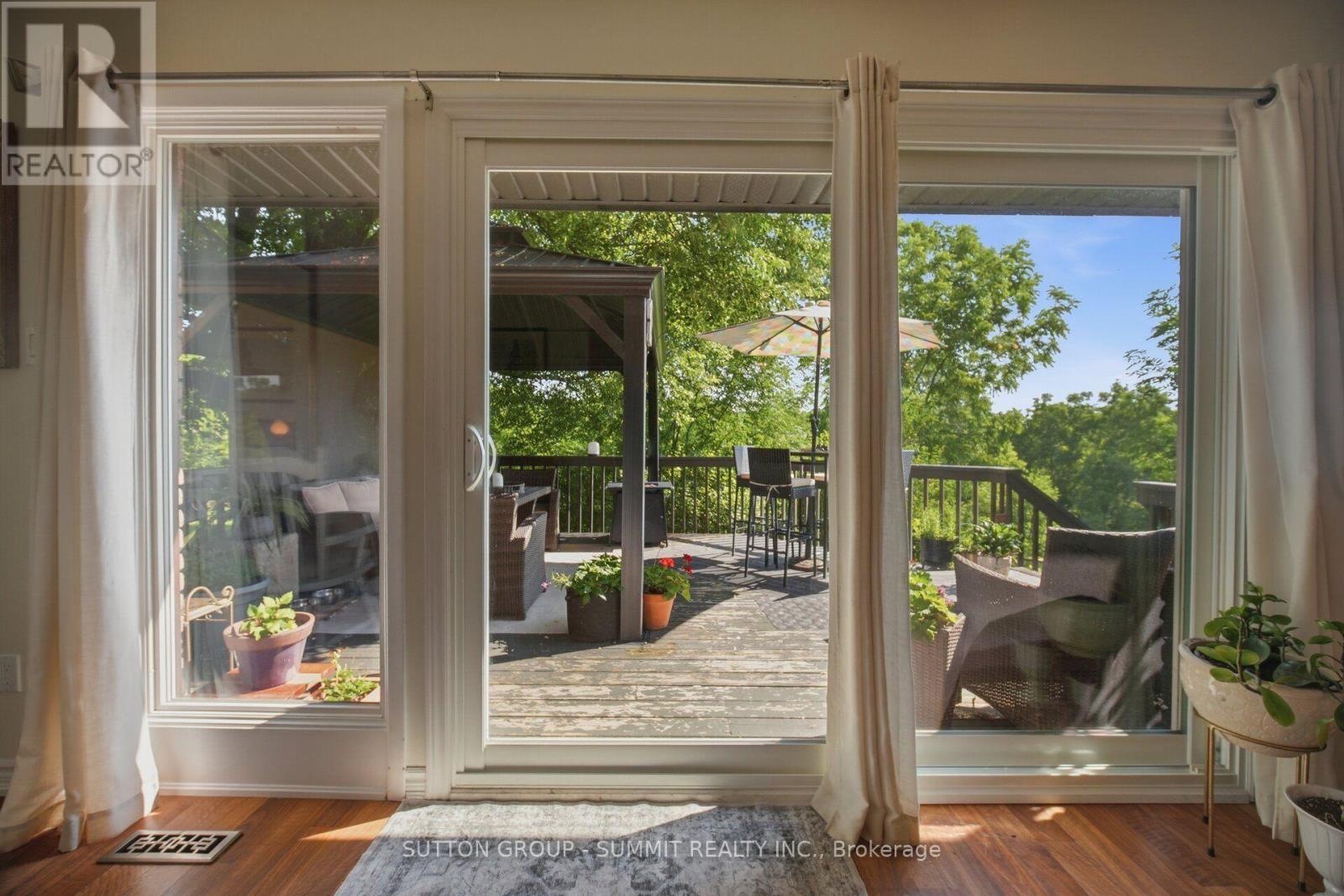 1845 HYDE MILL CRESCENT - 2