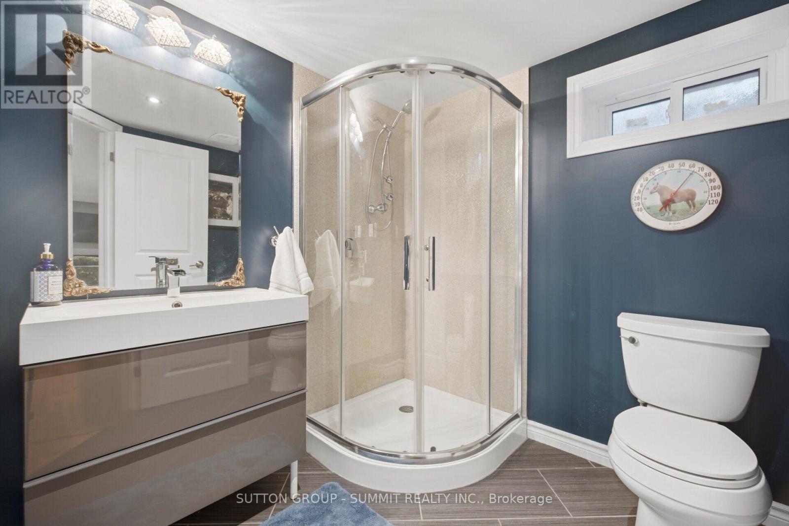 1845 HYDE MILL CRESCENT - 36