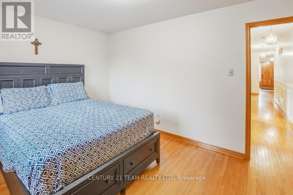 4131 WOODINGTON DRIVE - 17