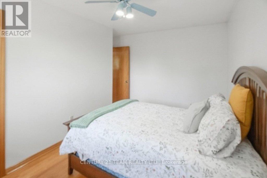 4131 WOODINGTON DRIVE - 21