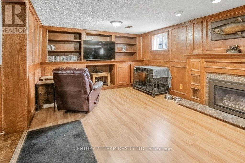 4131 WOODINGTON DRIVE - 33
