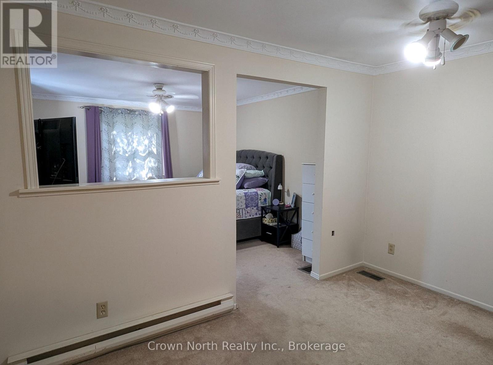 60 POCHON AVENUE - 19