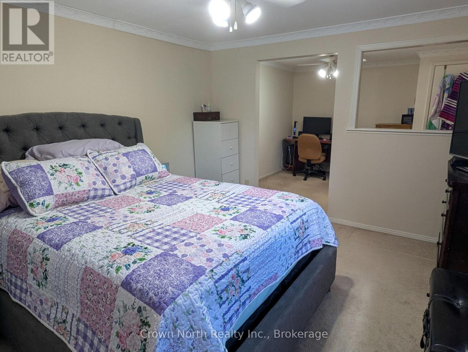60 POCHON AVENUE - 23