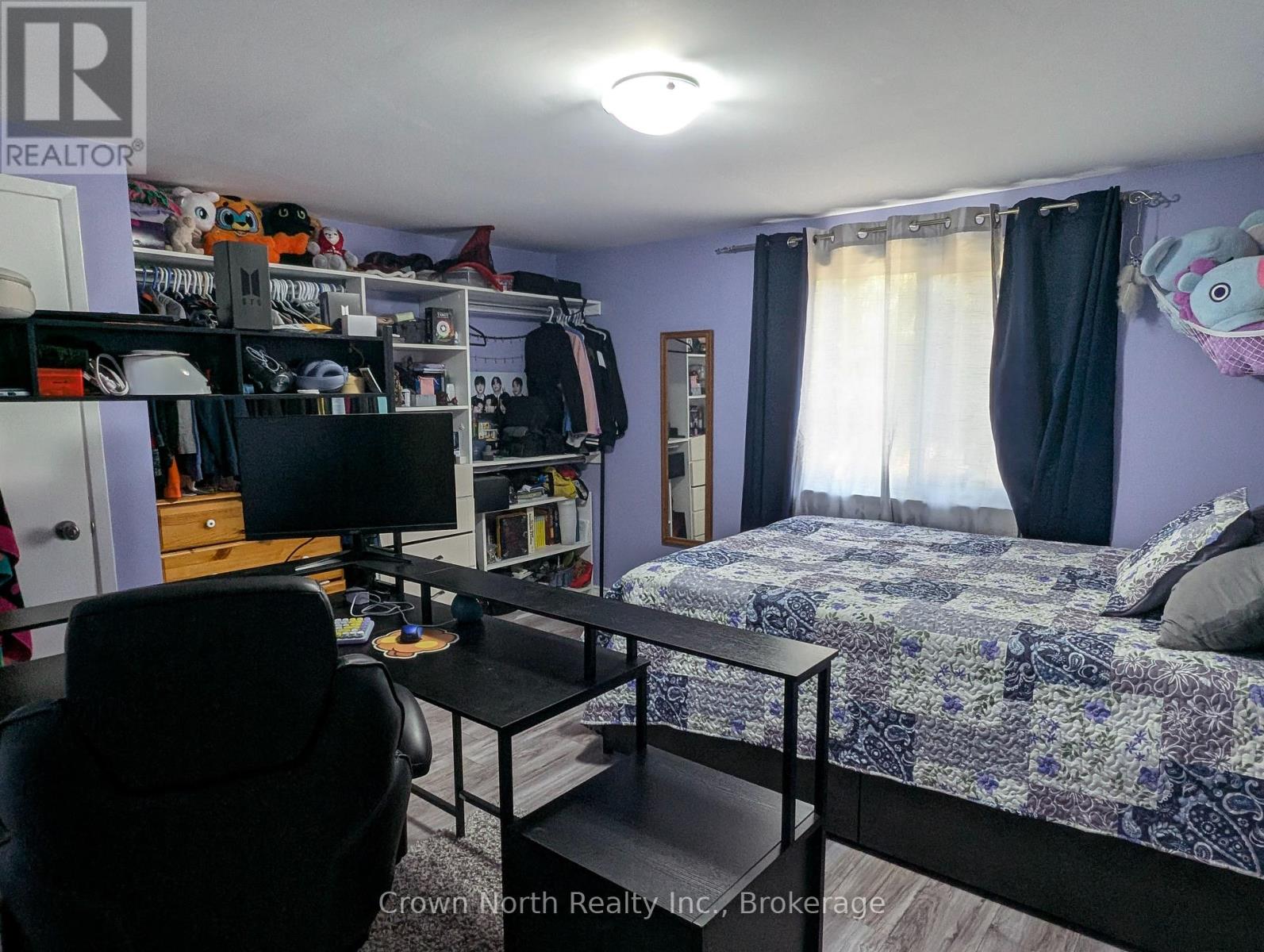 60 POCHON AVENUE - 26