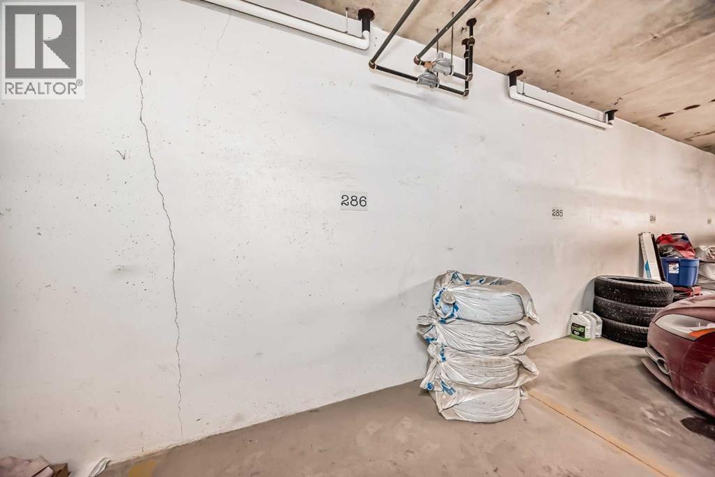 #405 2300 Evanston Square - Image 37
