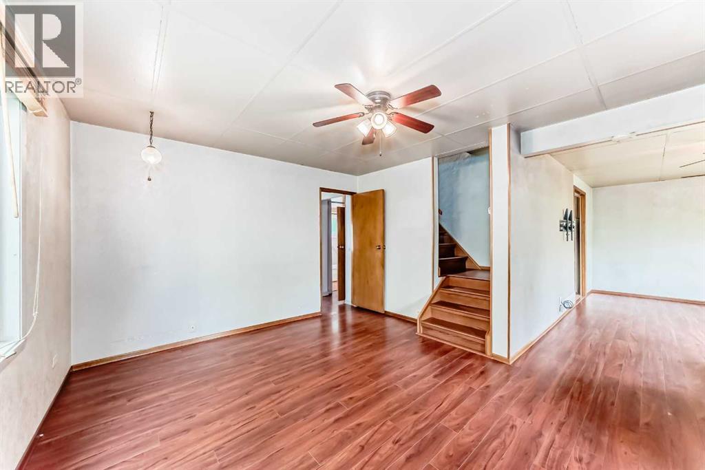 85 Elma Street W - 30