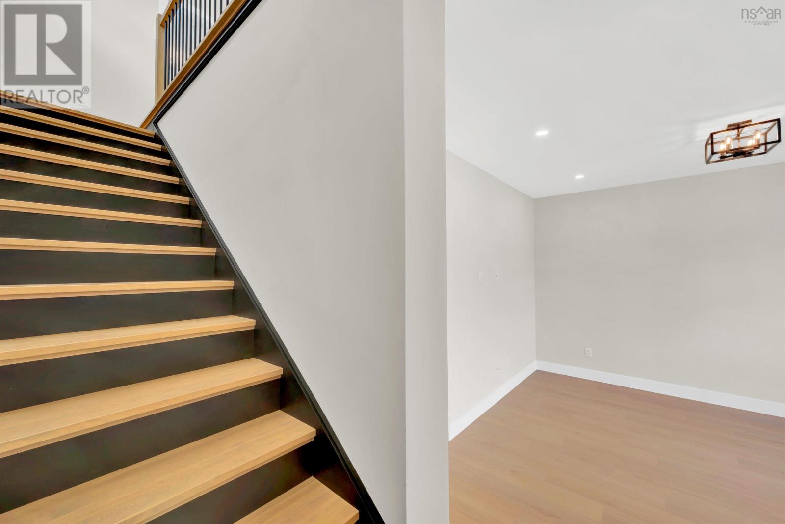 28A 202 Honeygold Drive - 19