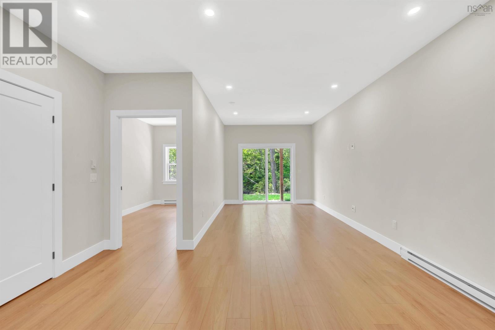 28A 202 Honeygold Drive - 39