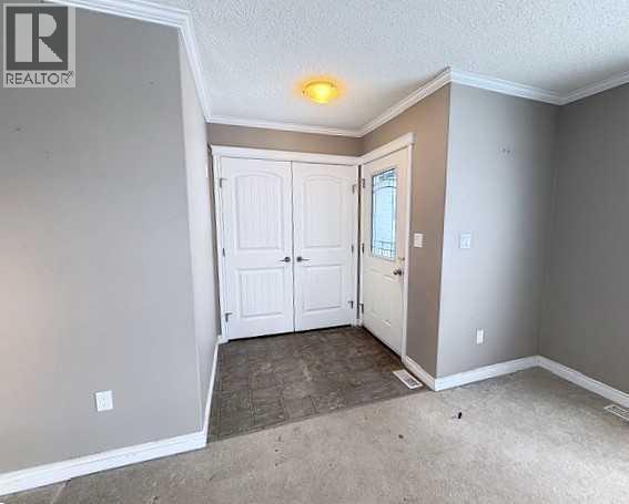 401 12 Street SW - 2
