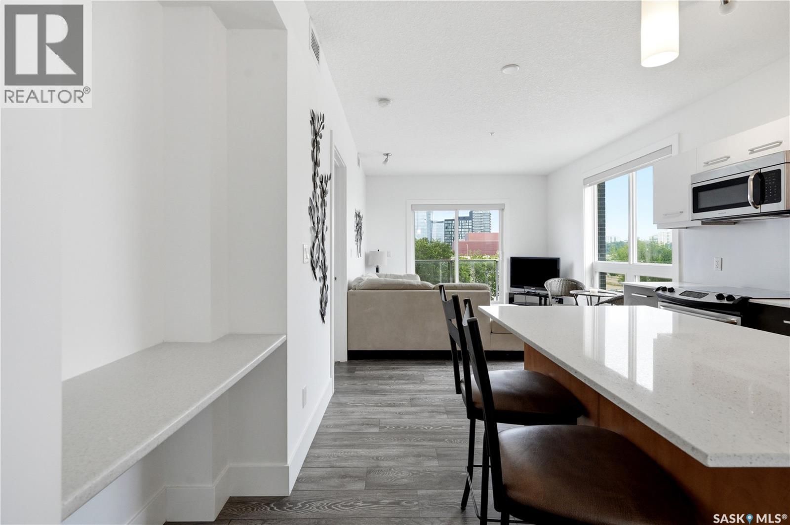 #211 409 B AVENUE S - 18