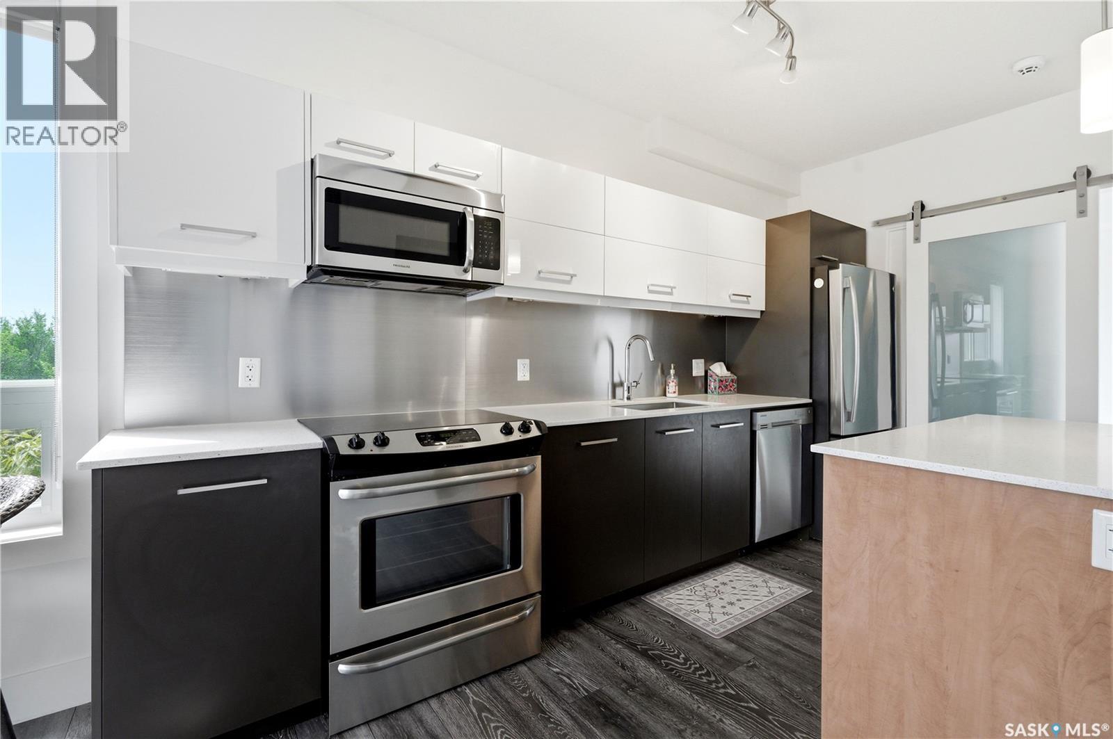 #211 409 B AVENUE S - 15