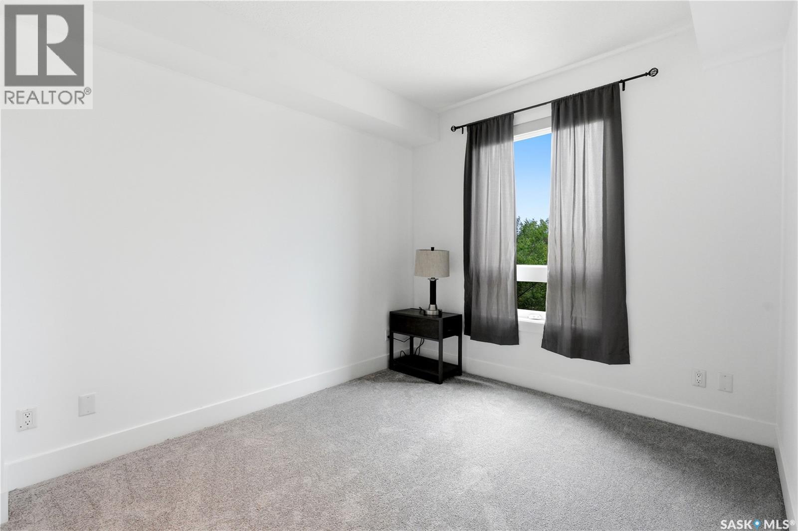 #211 409 B AVENUE S - 26