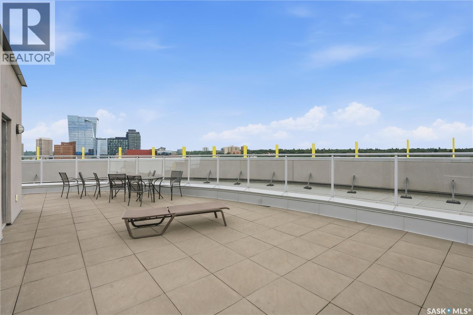 #211 409 B AVENUE S - 34