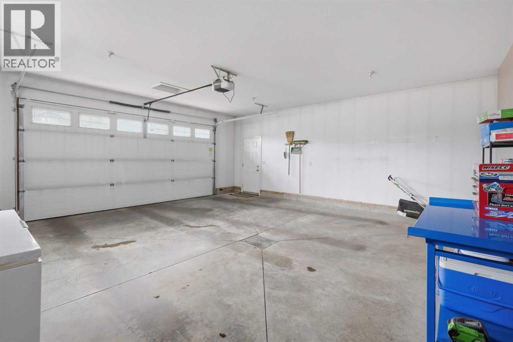 3908 49 Avenue - 38