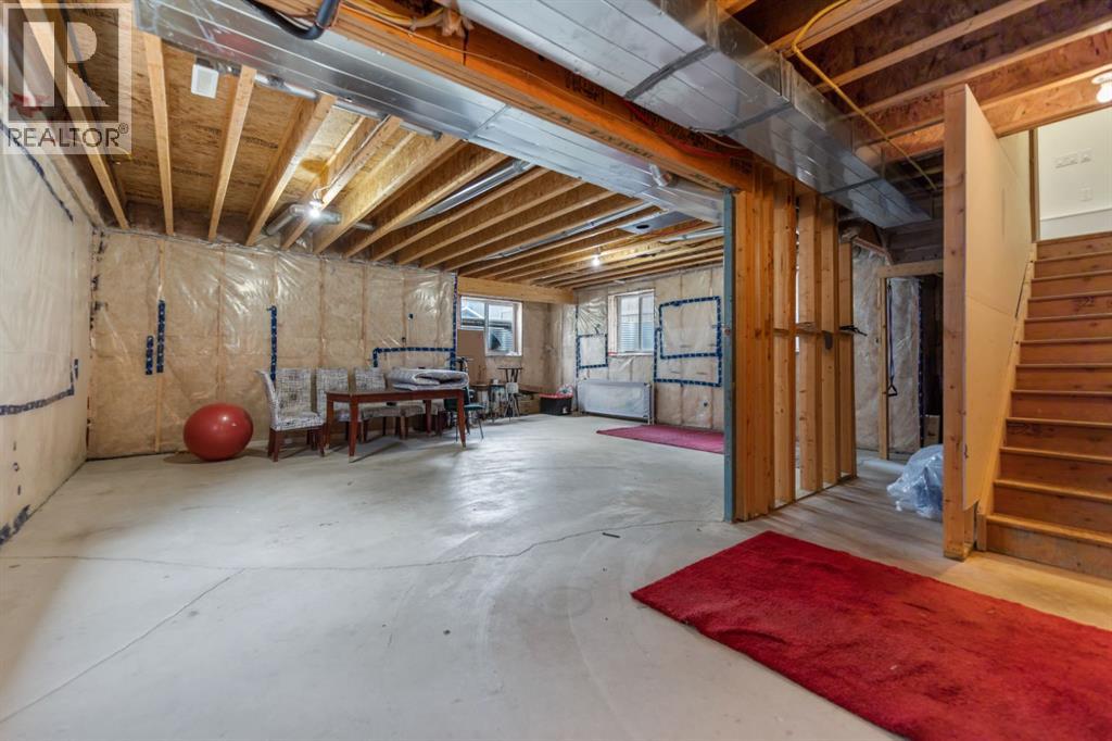 126 Bayview Street SW - 34