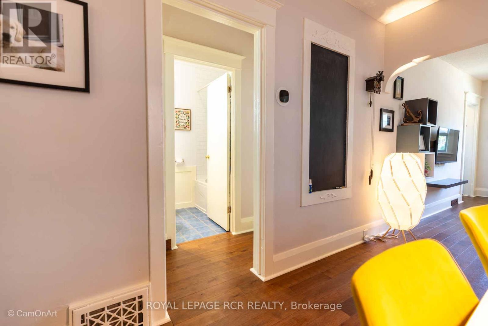 12 ORLEY AVENUE - 16