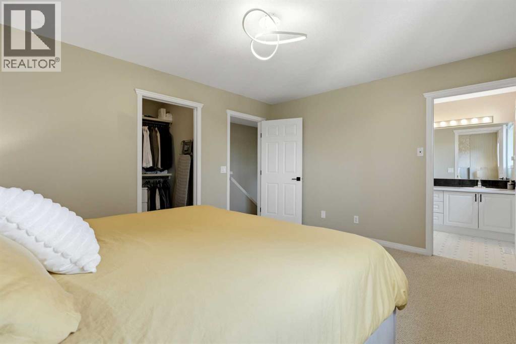 #18 15 Silver Springs Way NW - 26