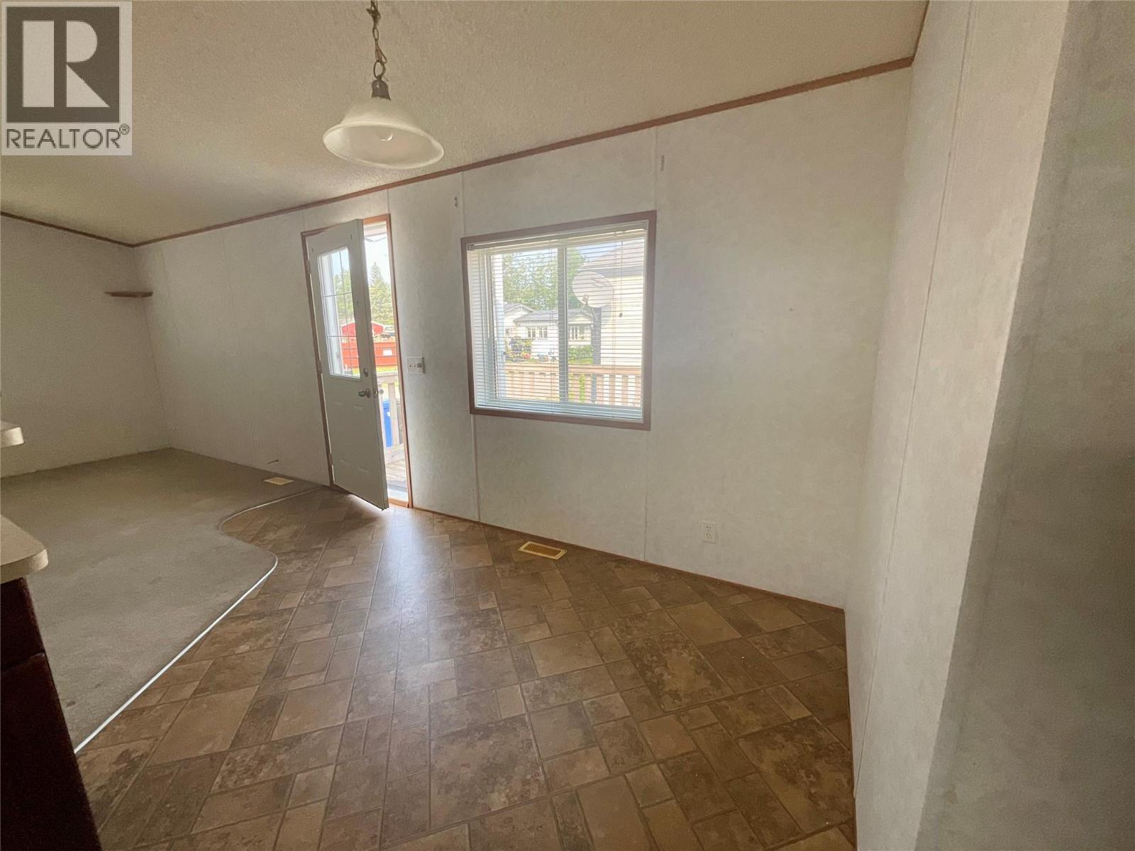 257 Steeprock Close - 4