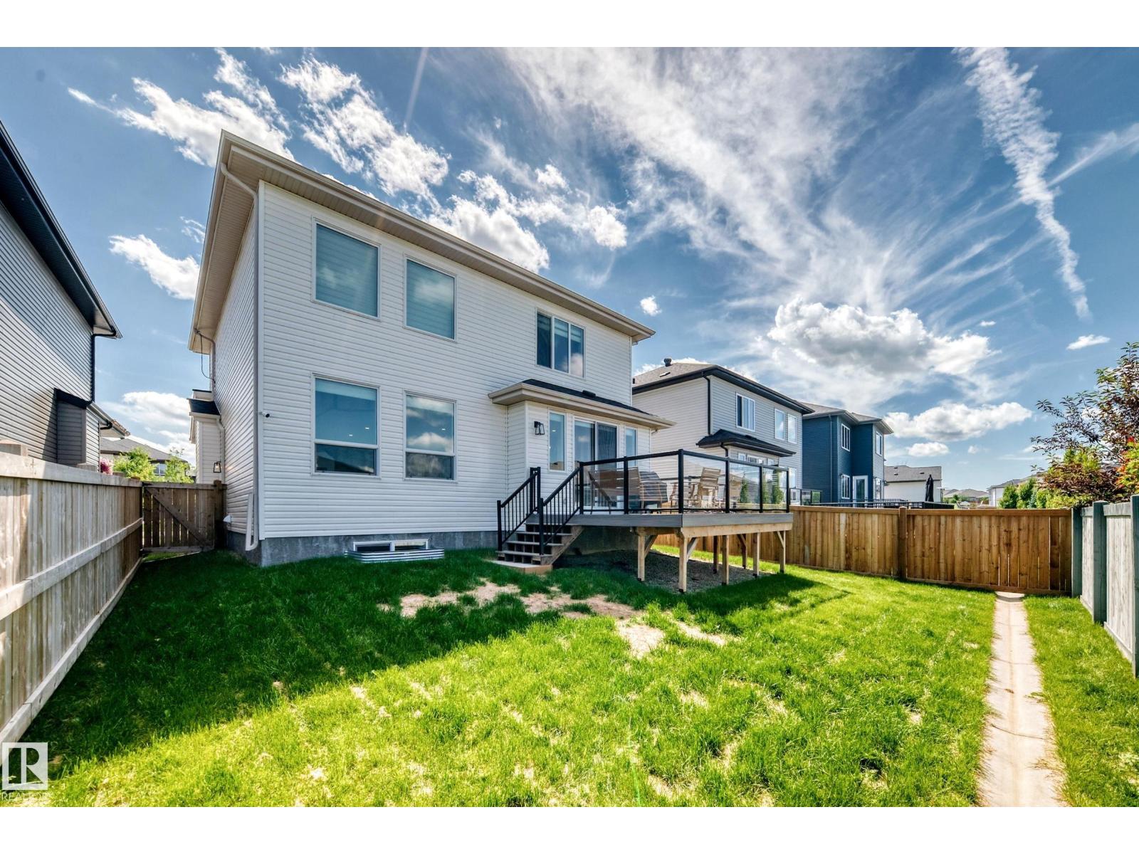 38 AVONLEA WY - 52