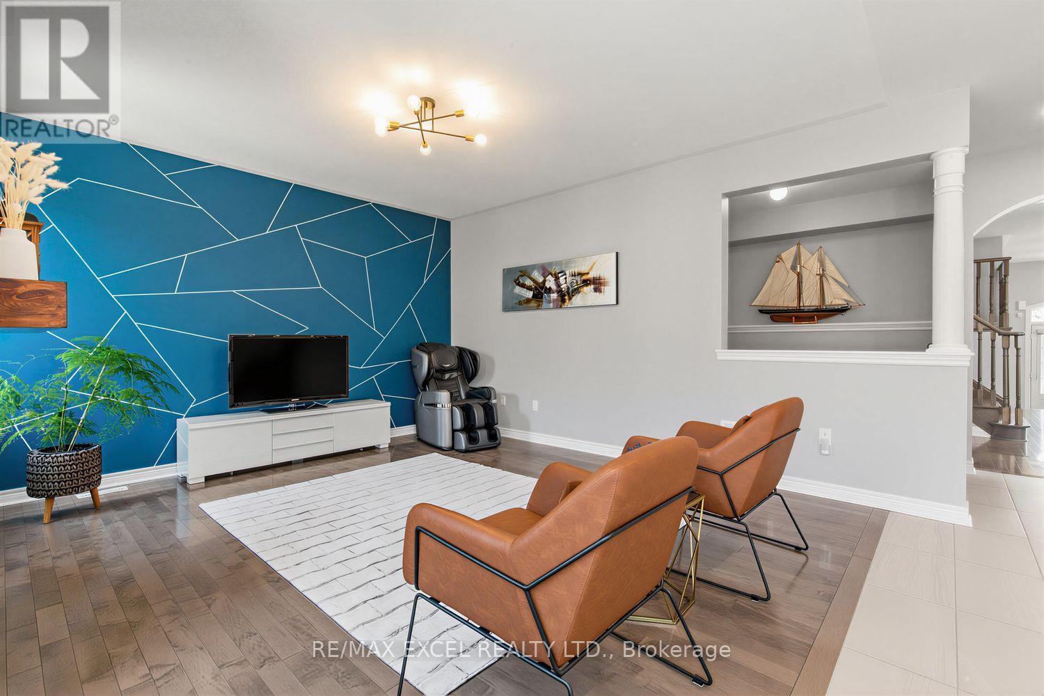 10 KEN BETZ COURT - 9