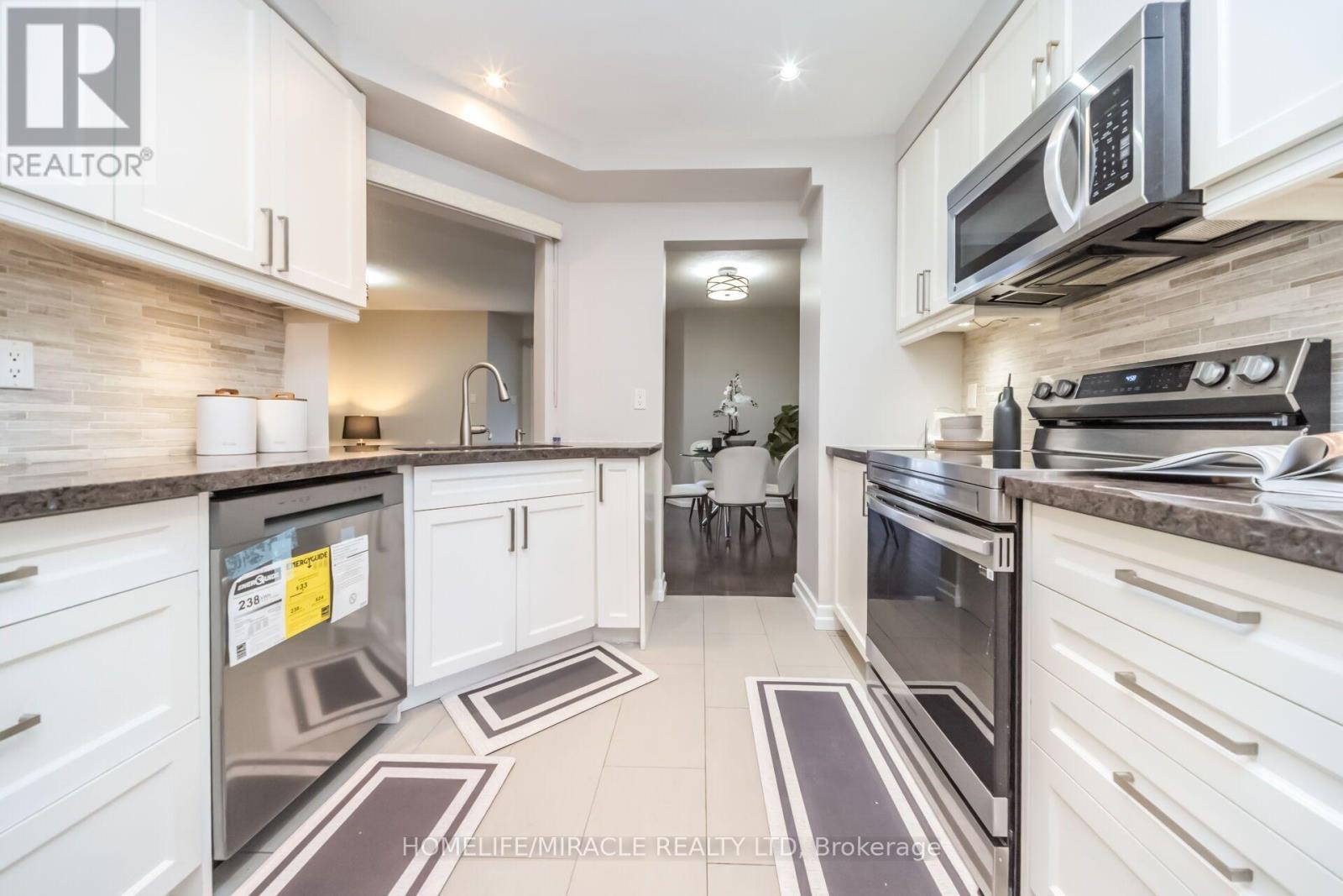 5591 WHISTLER CRESCENT - 16