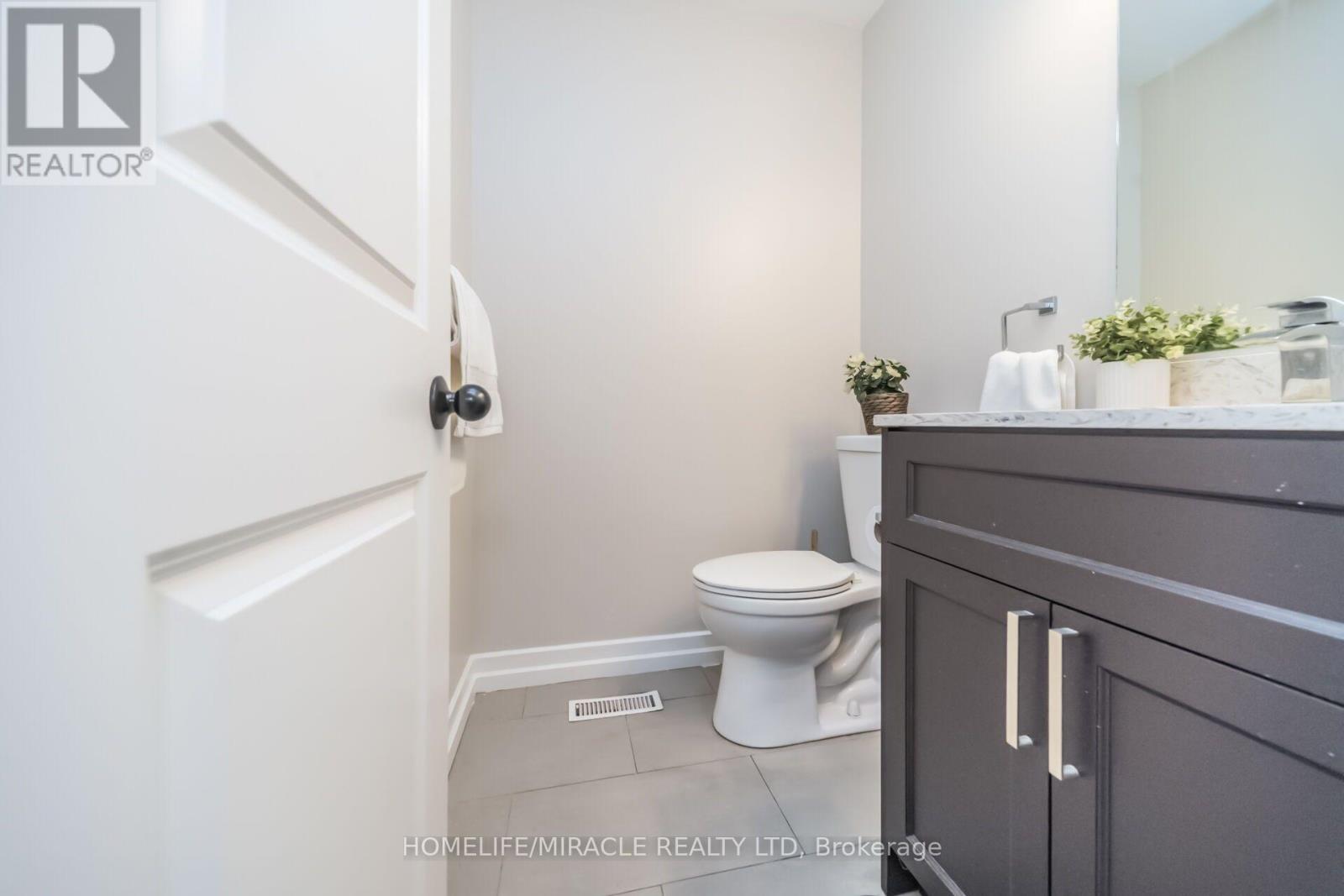 5591 WHISTLER CRESCENT - 17