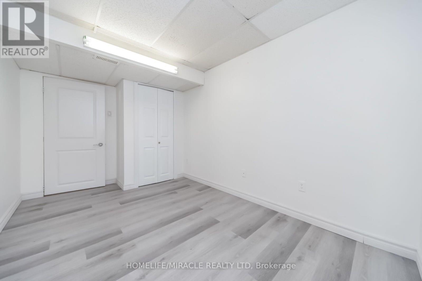 5591 WHISTLER CRESCENT - 36