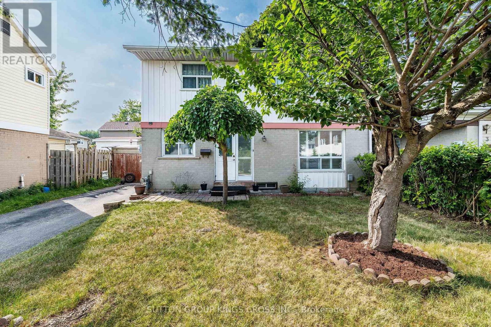 2 HEMLARK COURT - 4