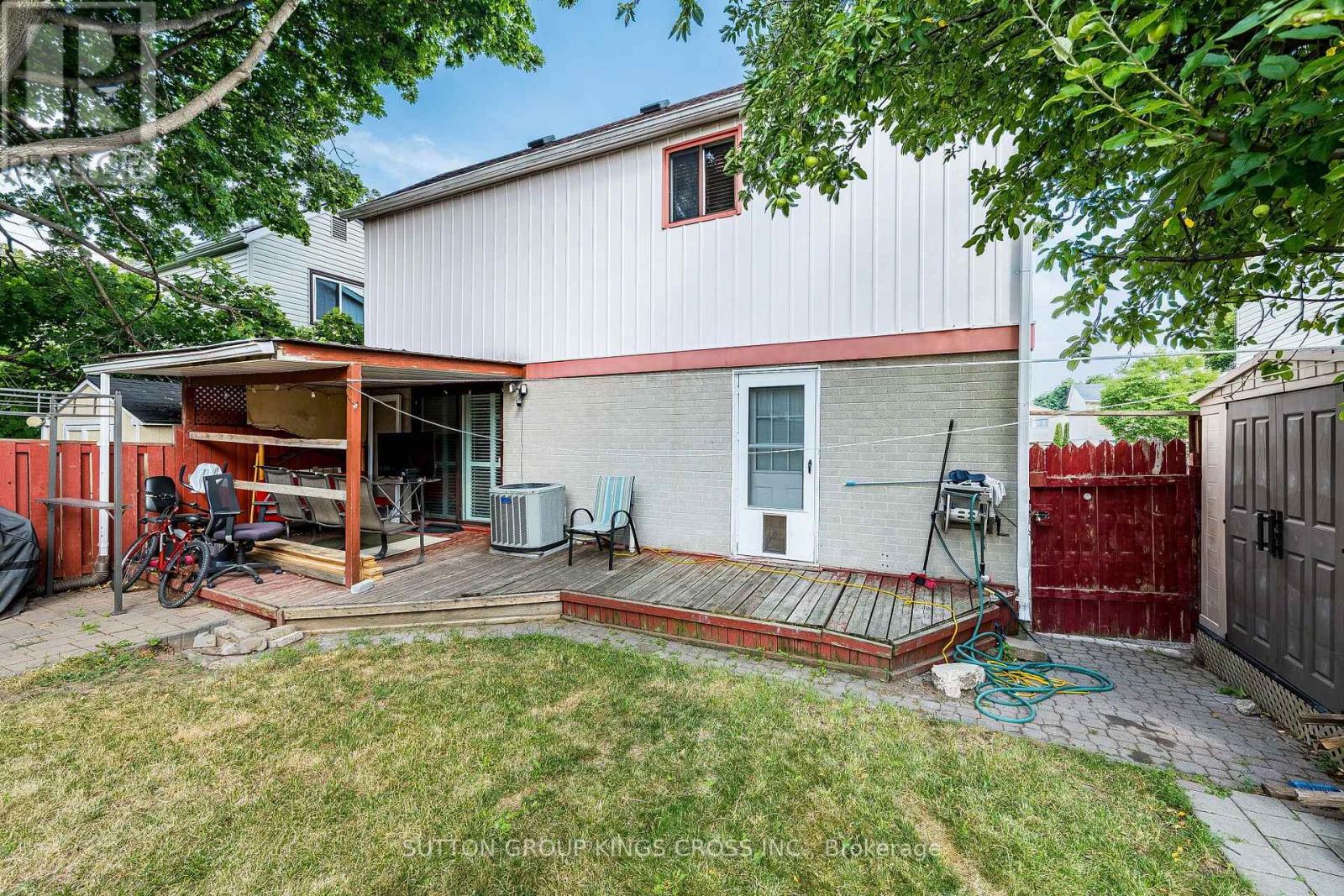 2 HEMLARK COURT - 47