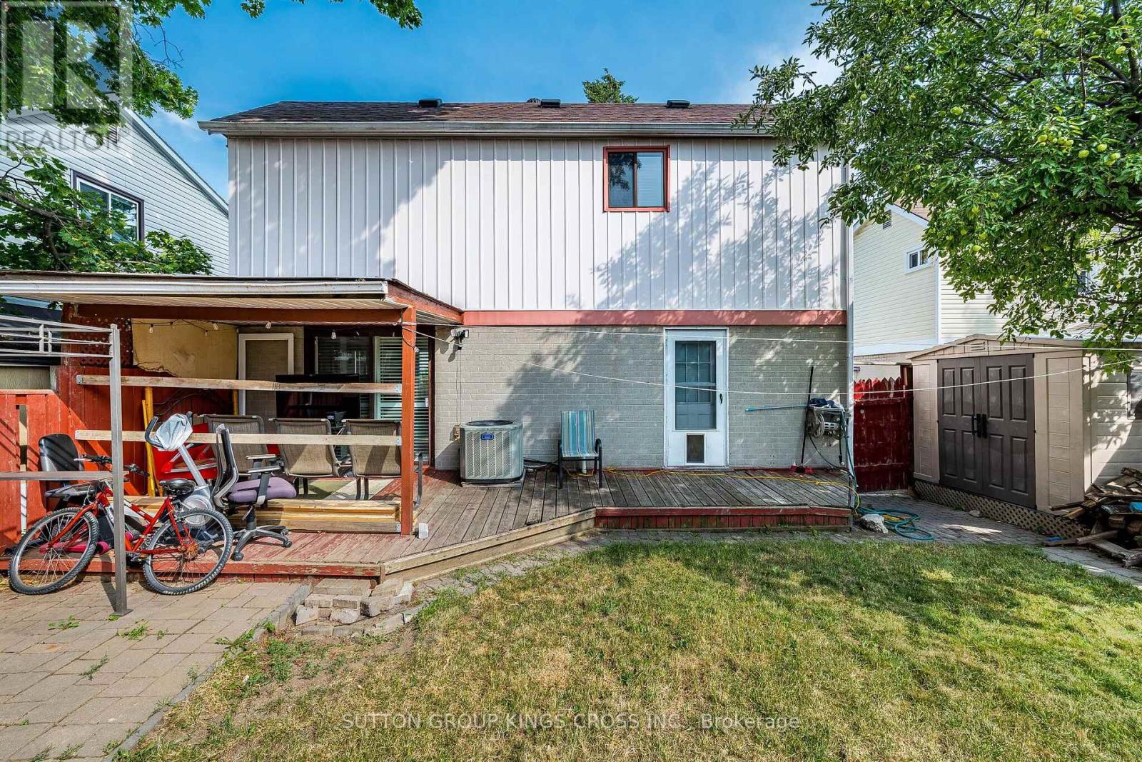 2 HEMLARK COURT - 49