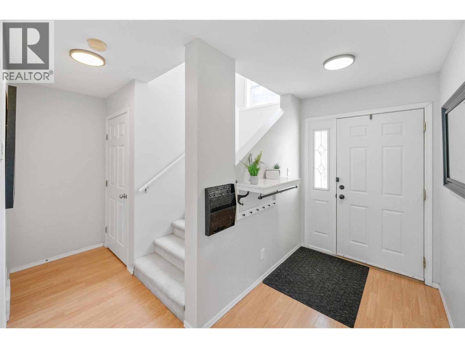 #26 7915 Hespeler Road - 11