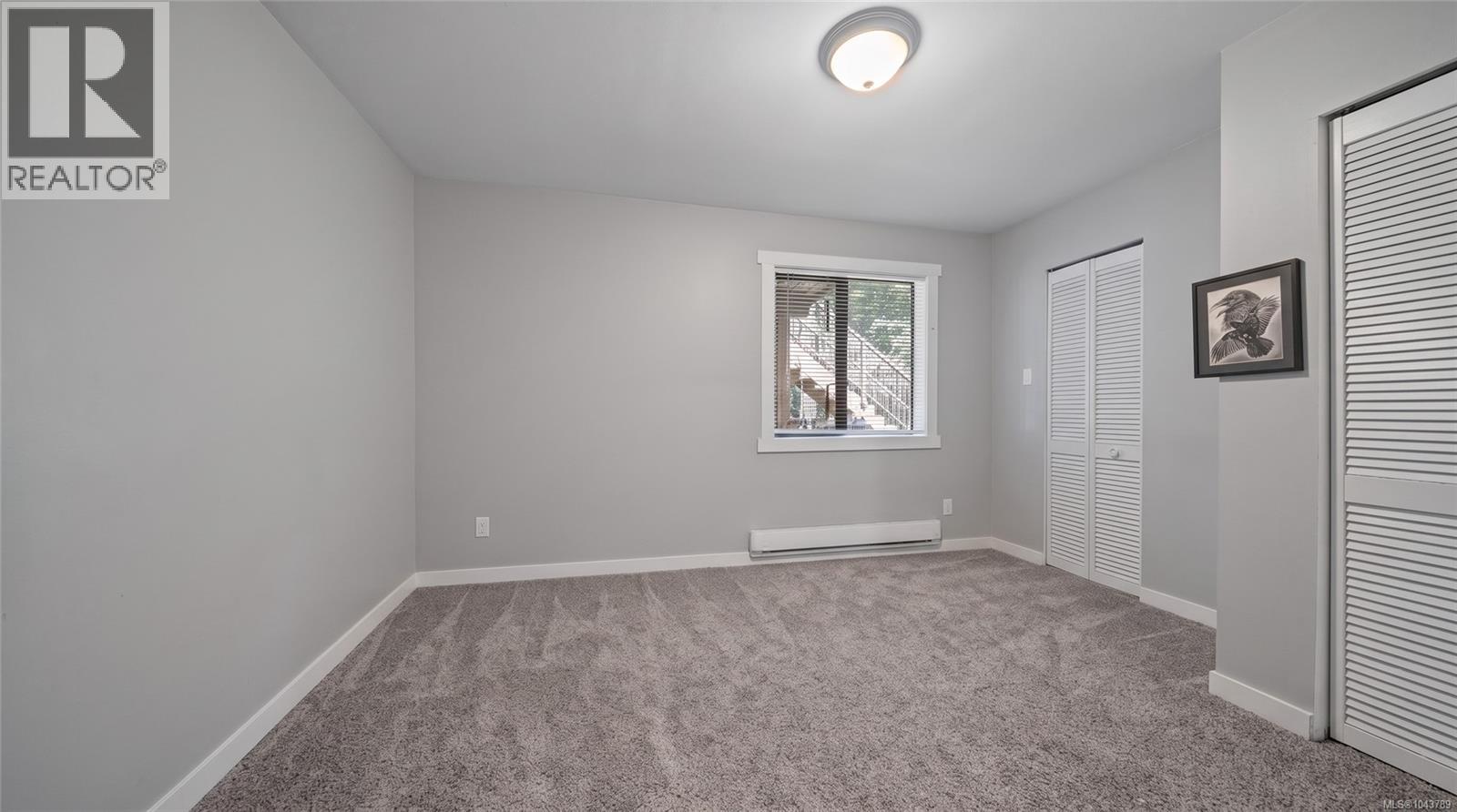 5334 Georgiaview Cres - 54