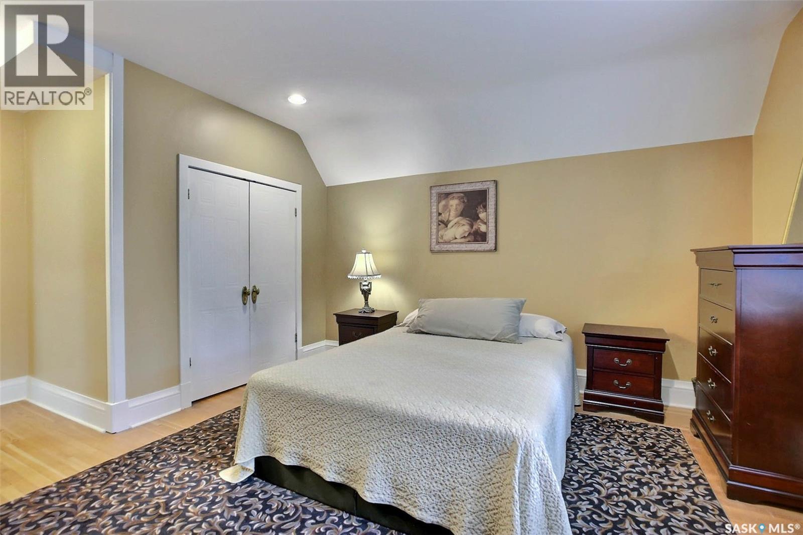 2834 Rae STREET - 27