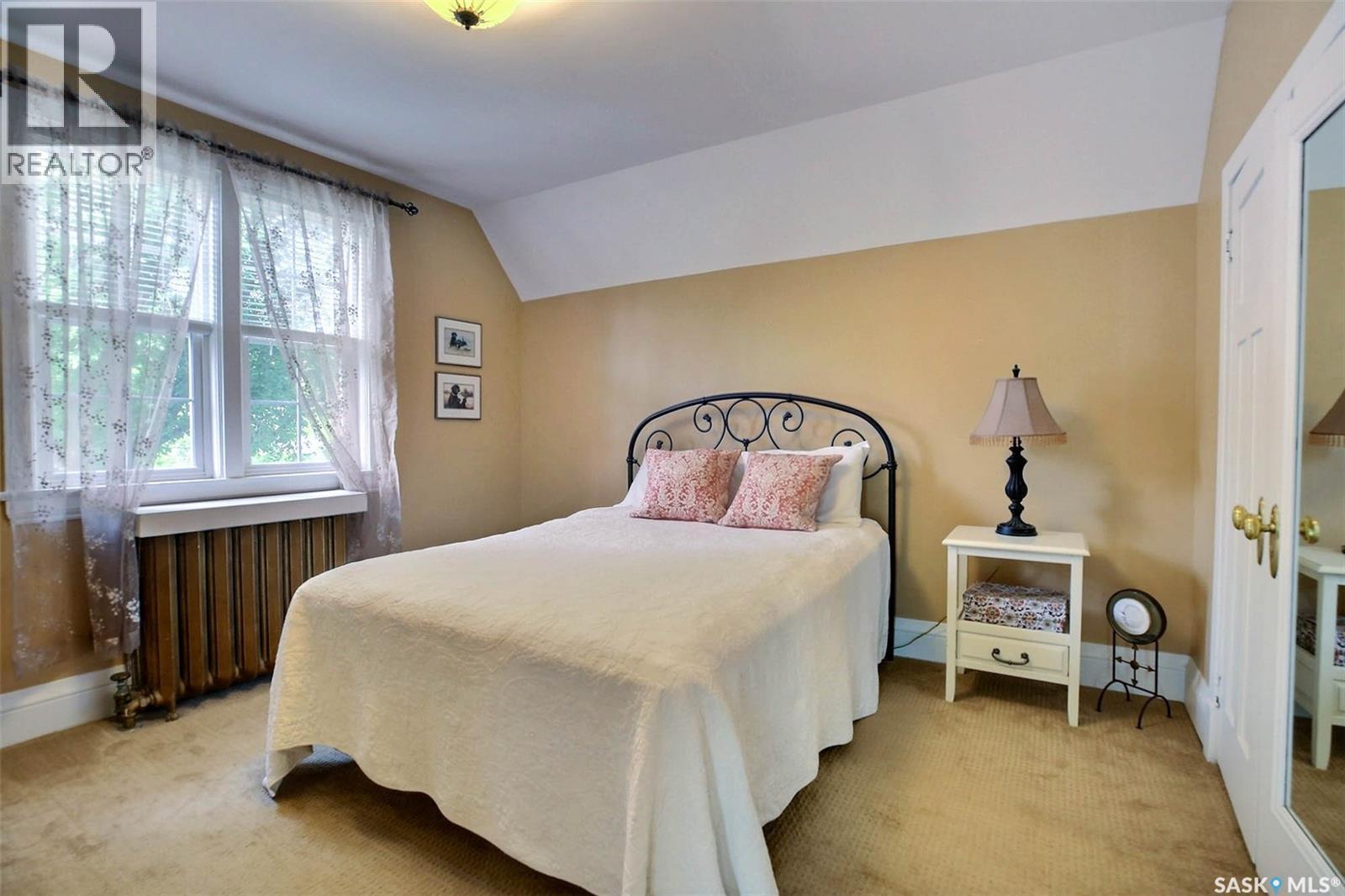 2834 Rae STREET - 29
