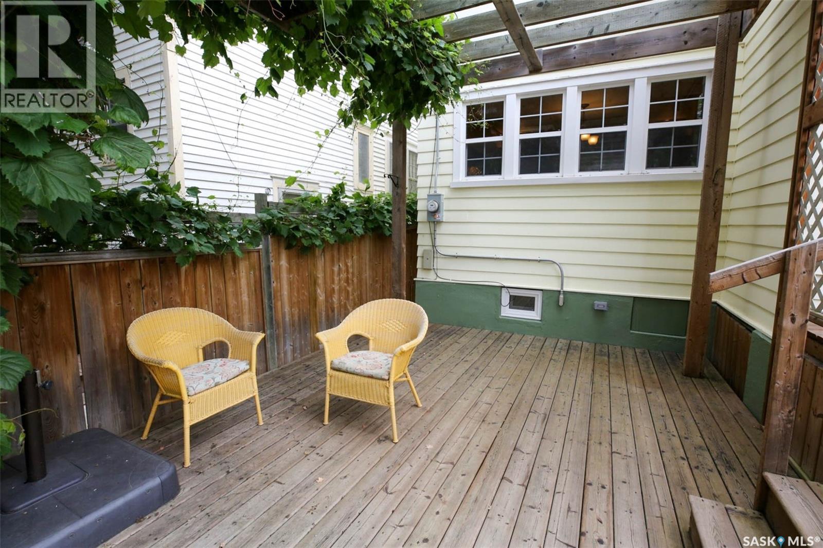 2834 Rae STREET - 44