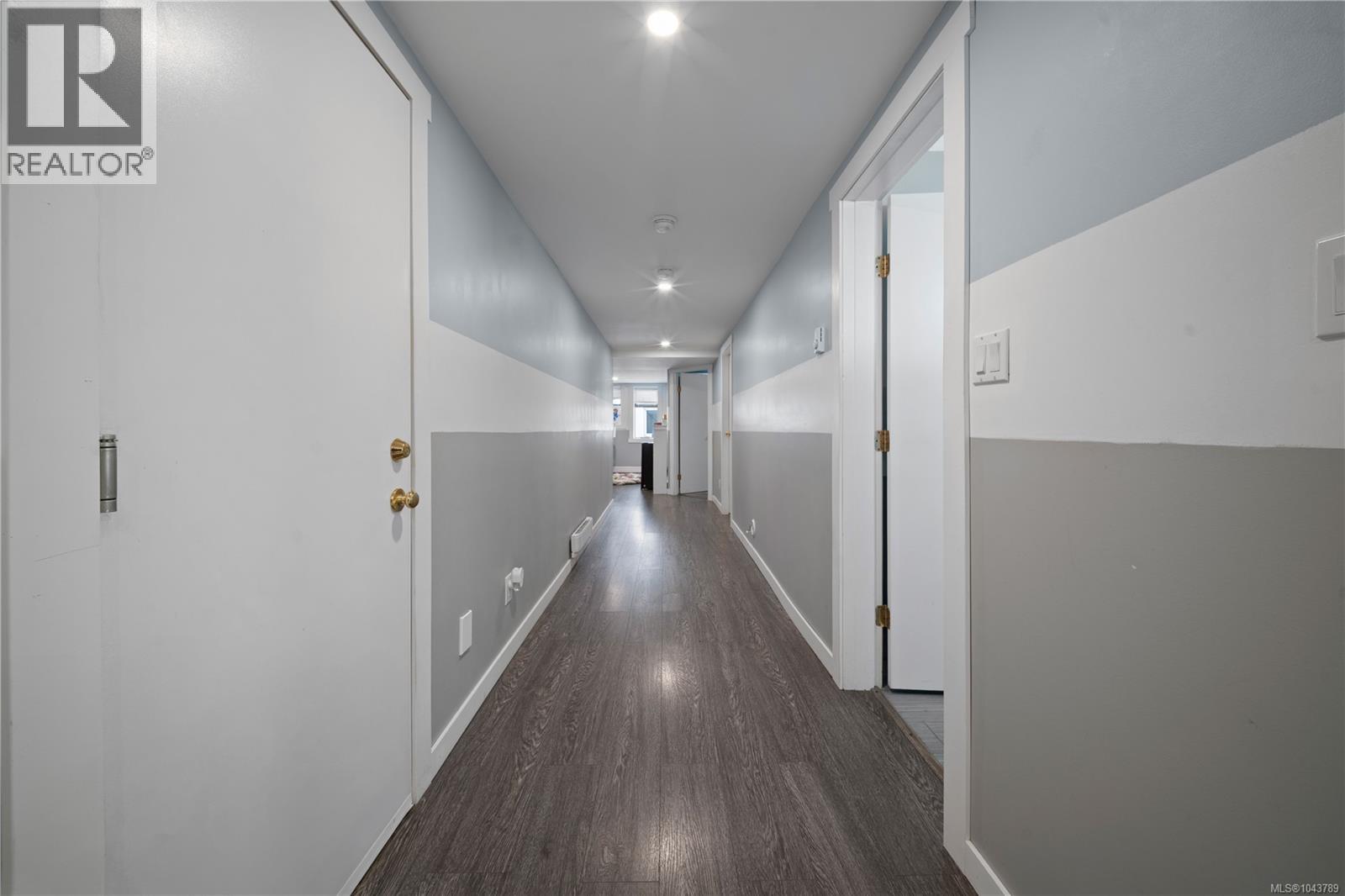 5334 Georgiaview Cres - 52