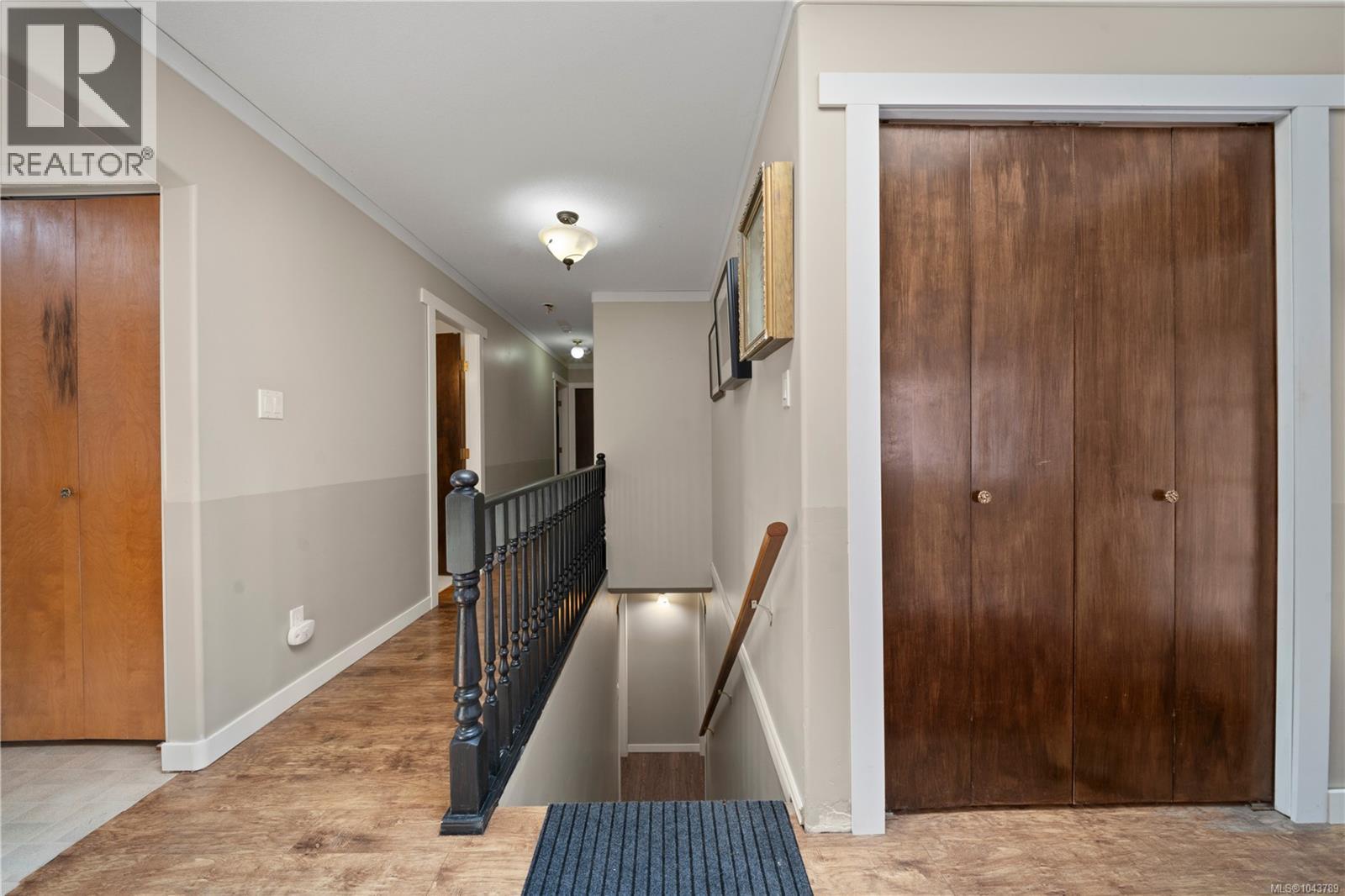 5334 Georgiaview Cres - 49
