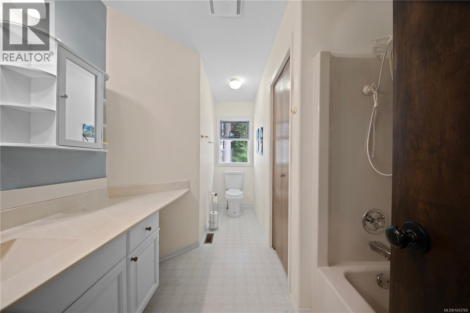 5334 Georgiaview Cres - 62
