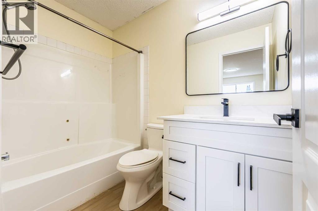 30 Somerside Manor SW - 25