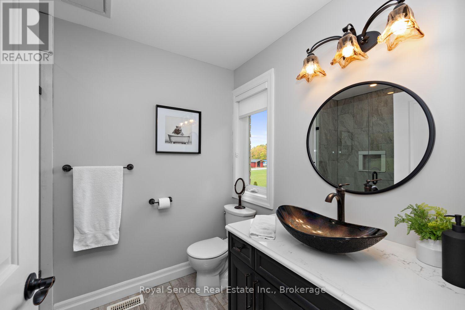 381 SHARPE LINE - Image 25