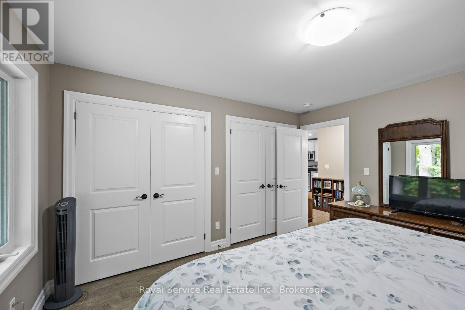 381 SHARPE LINE - Image 42