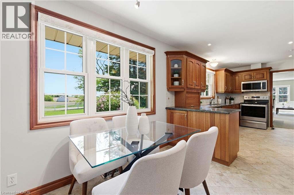 1068 CAMERON Road - 11