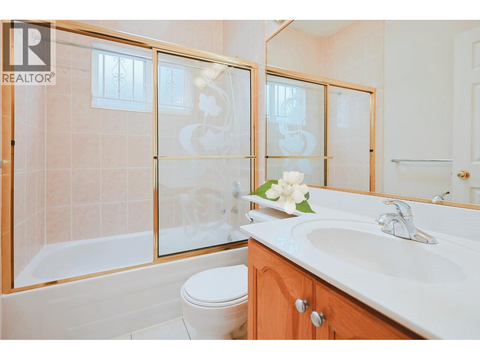 6 Bed, 4 Bath House for Sale in Vancouver – 6915 DUMFRIES STREET, Vancouver – MLS# R3147976 - Image 18