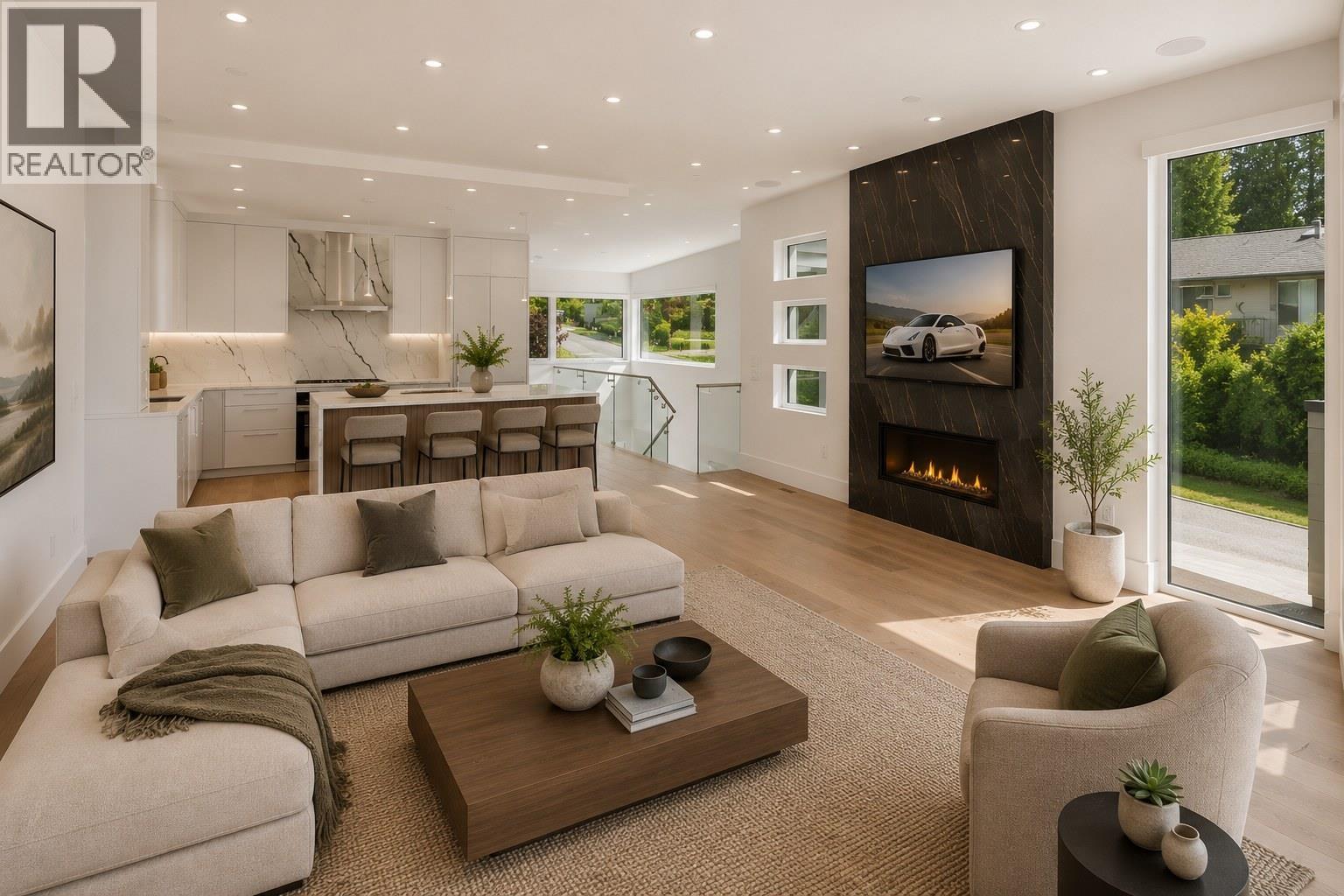 1202 DUCHESS AVENUE, West Vancouver