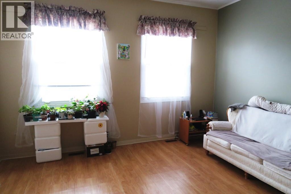 139 1 Street S - 7