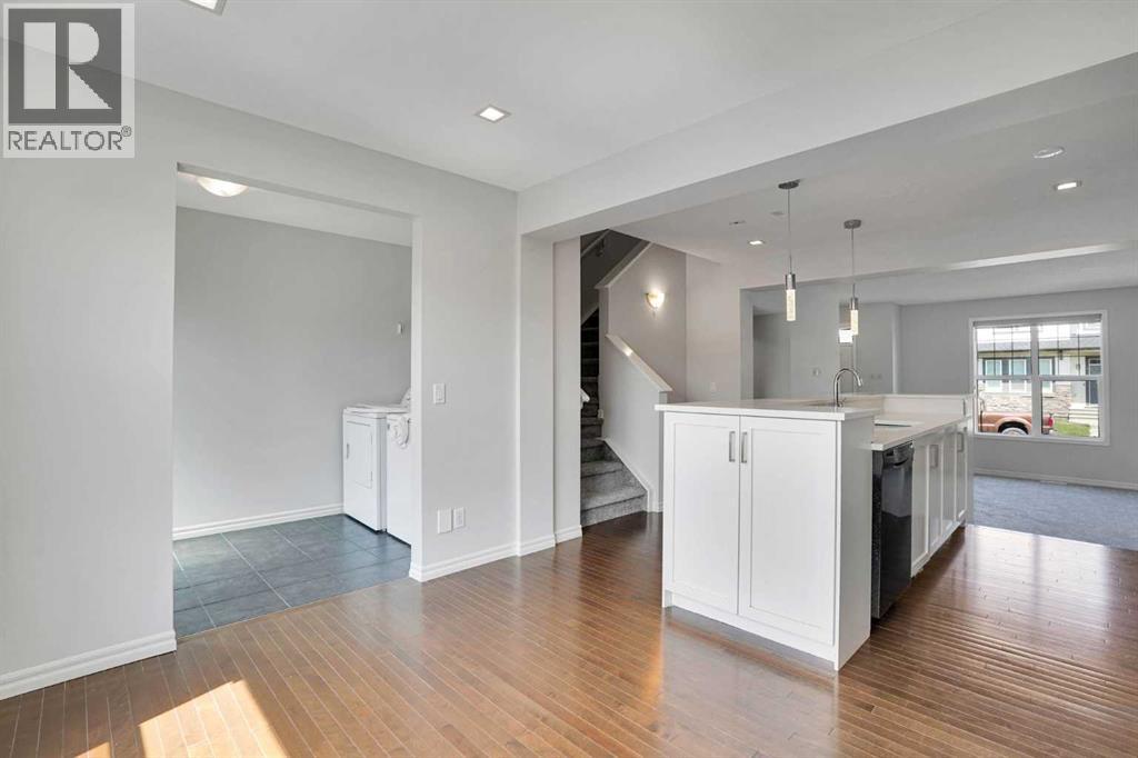 173 Skyview Springs Crescent NE - 9