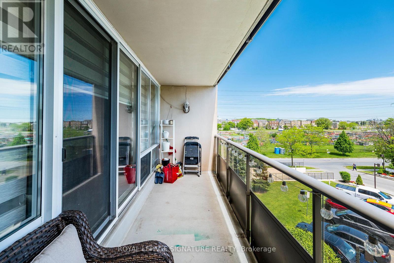 #405 25 FOUR WINDS DRIVE - 24