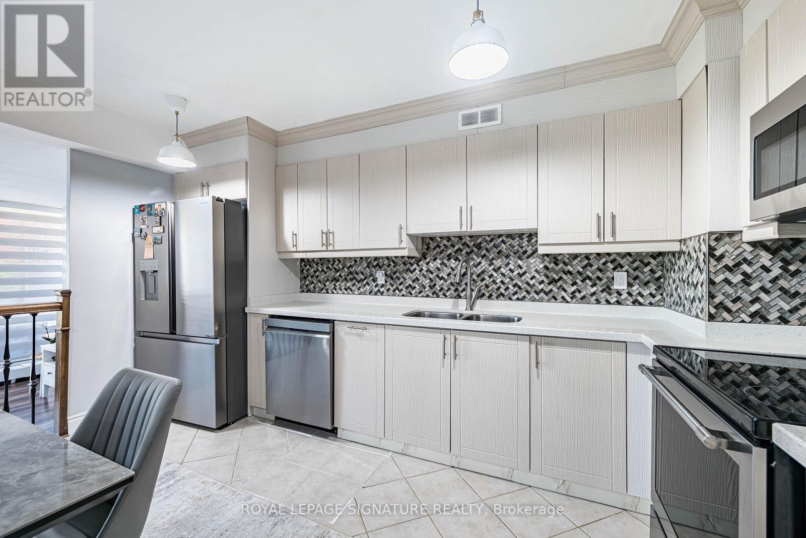 #405 25 FOUR WINDS DRIVE - 10