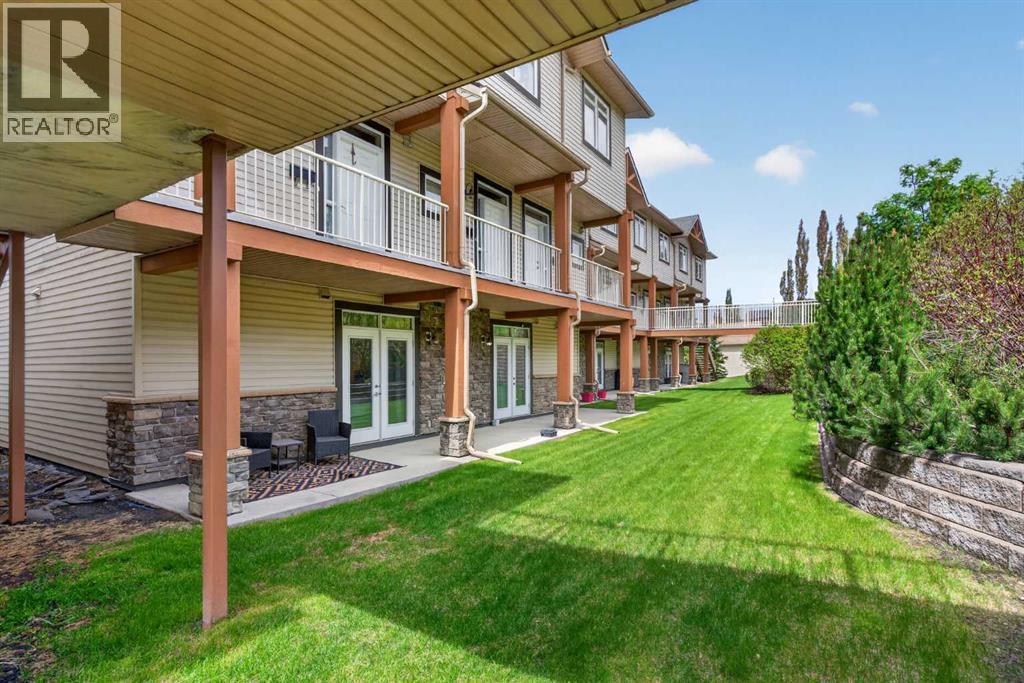 #6 108 Rockyledge View NW - 28