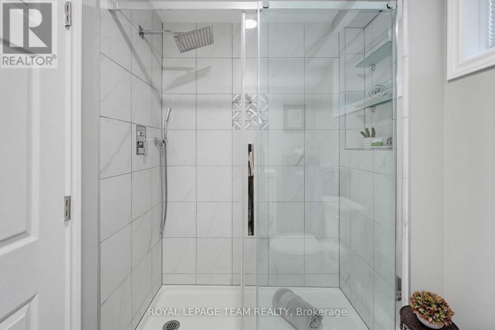 547 MALLOY ROAD - Image 27